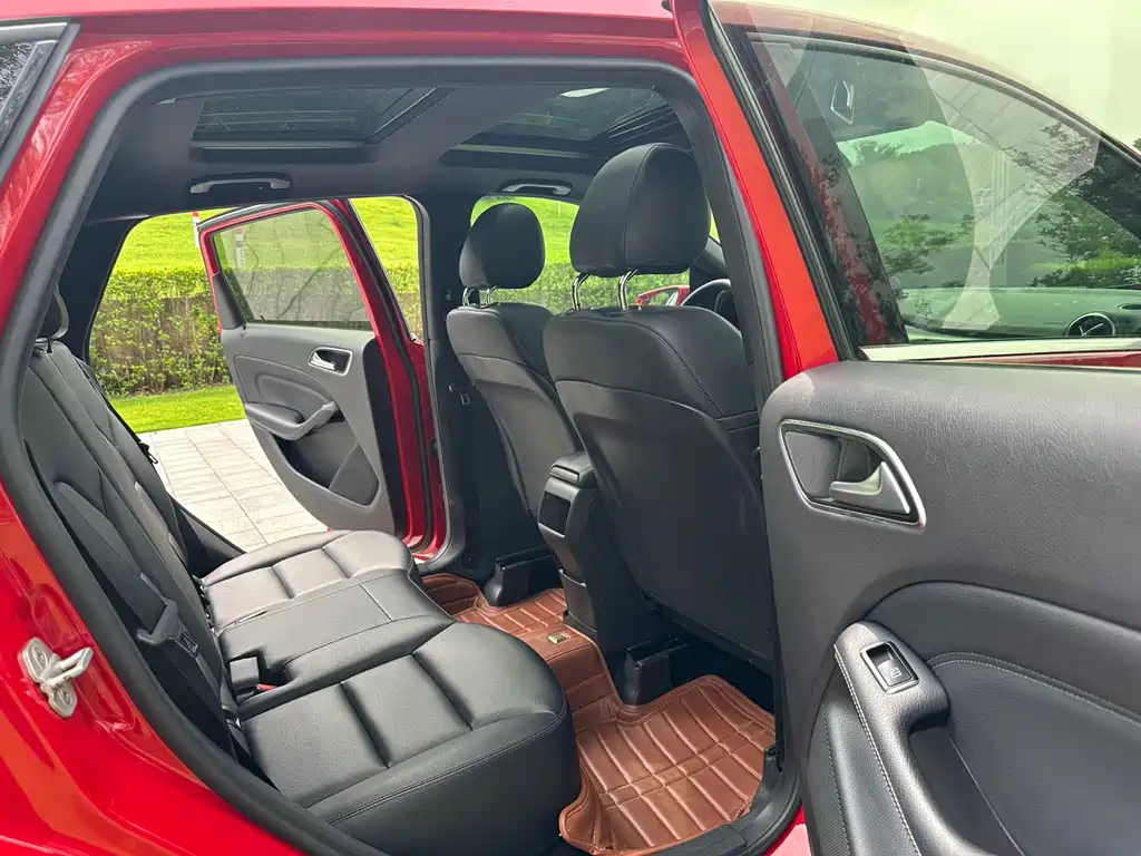 Mercedes-Benz B-Class 2014 — фото 11