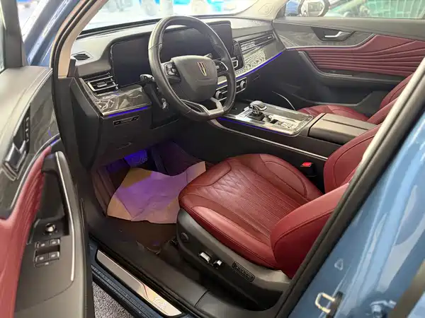 Hongqi HS5 2023