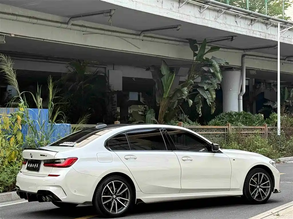 BMW 3 Series 2020 — фото 20