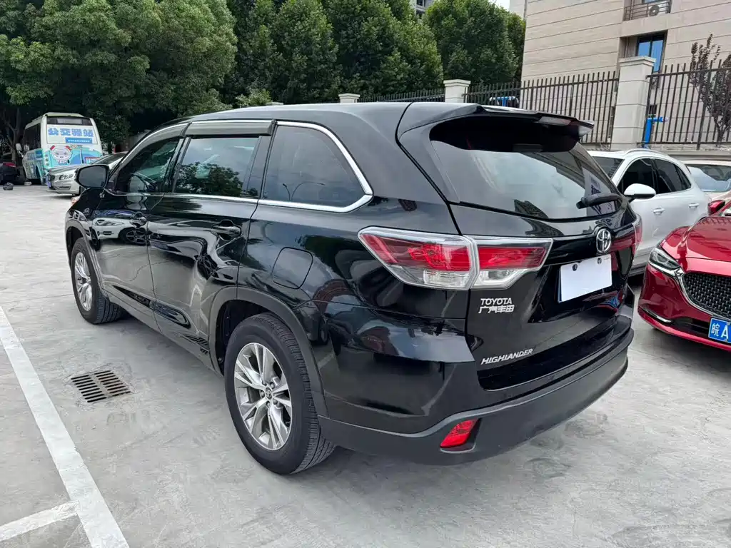 Toyota Highlander 2017