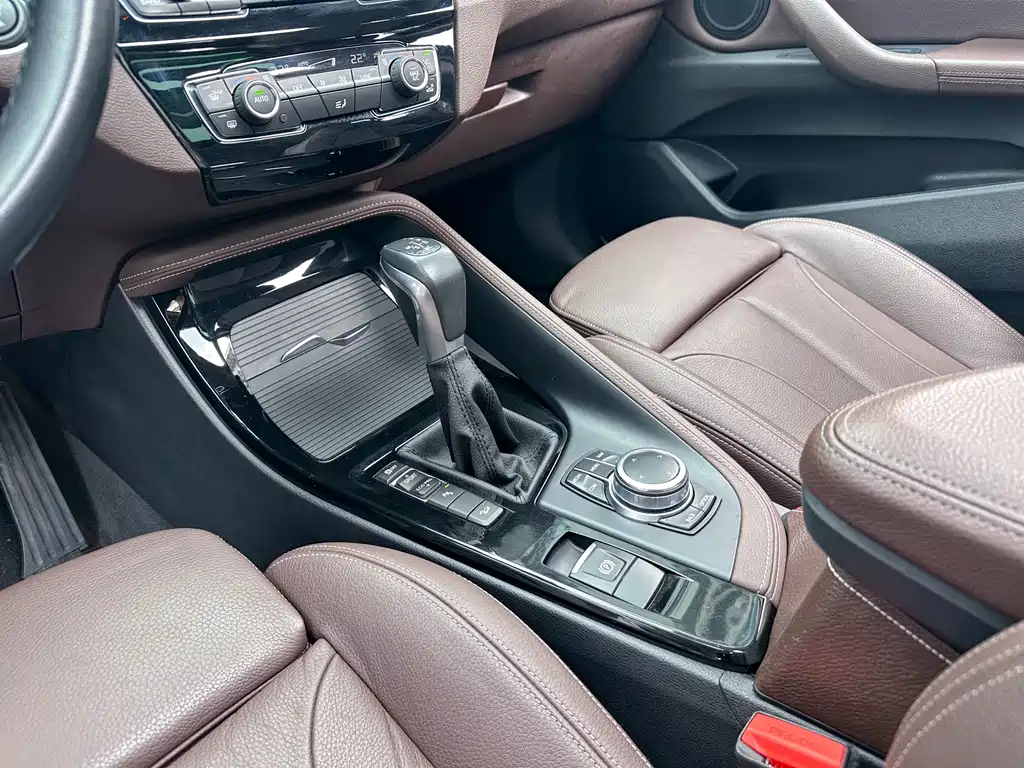 BMW X1 2019 — фото 11