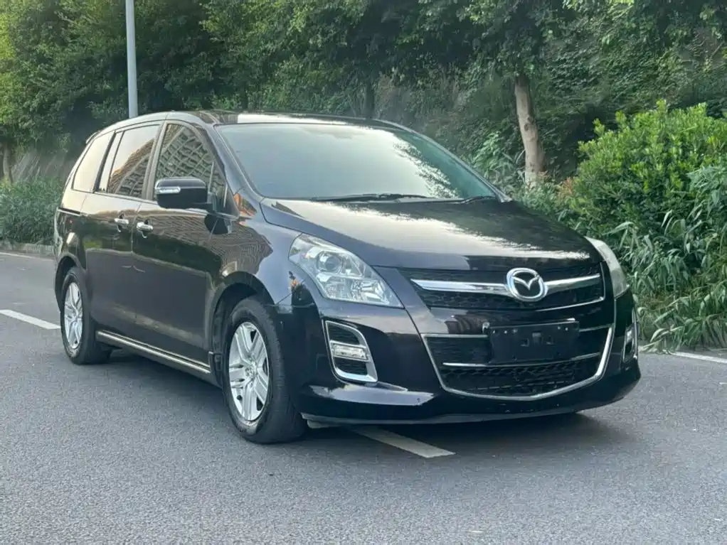 Mazda 8 2016