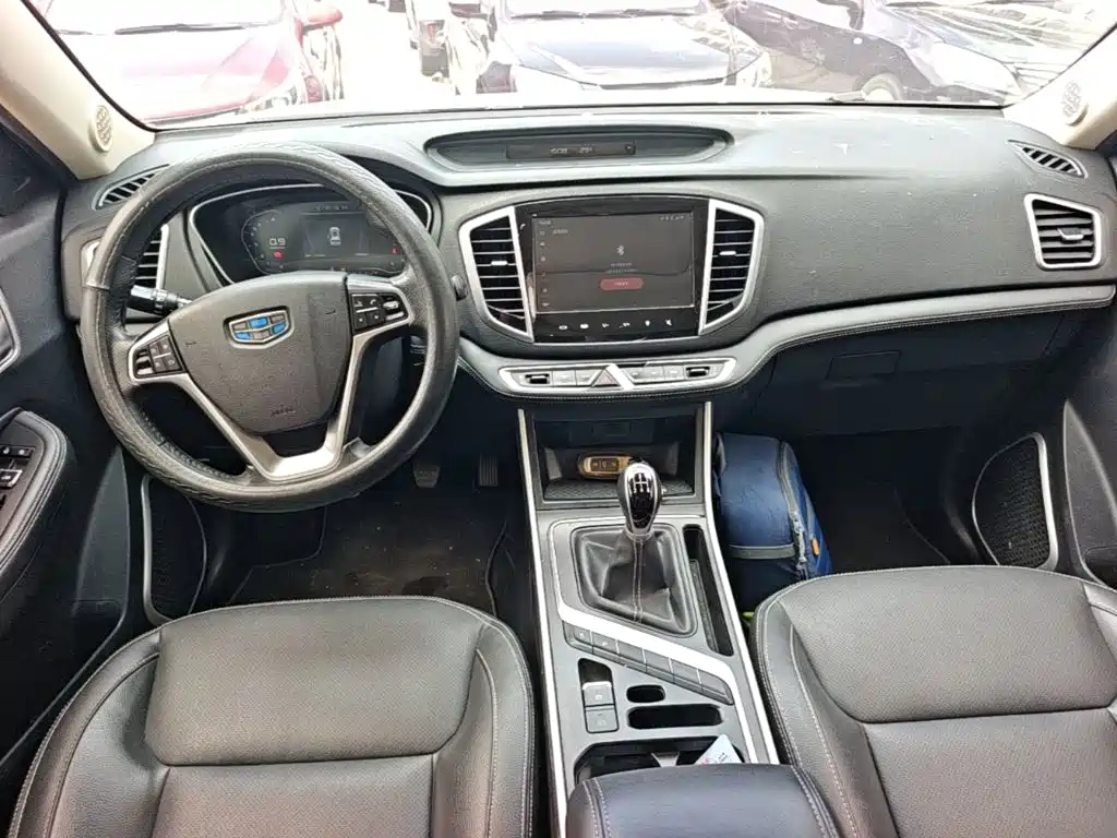 Geely Vision X6 2018 — фото 10