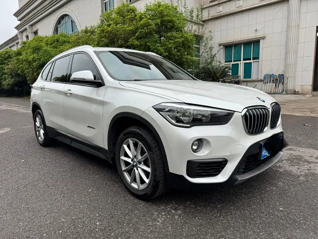 BMW X1 2017 — фото 3