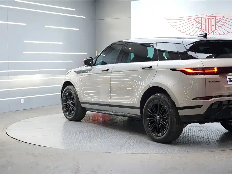Land Rover Evoque 2024 — фото 5