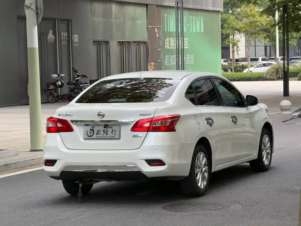 Nissan Sylphy 2018 — фото 20