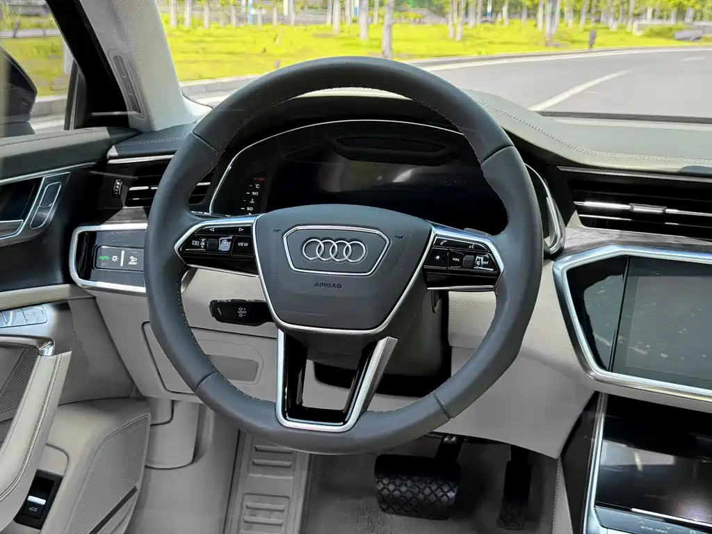 Audi A6L 2022 — фото 9