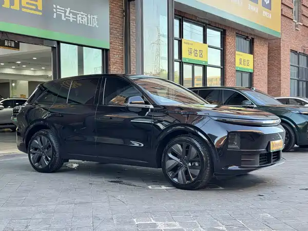 Li Auto L6 2024