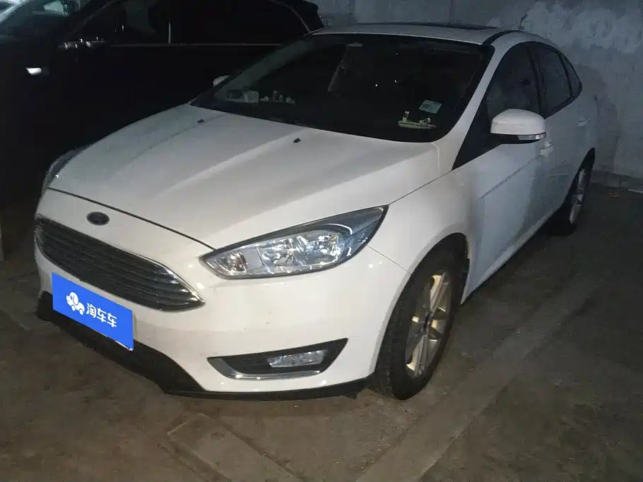 Ford Focus 2017 — фото 1