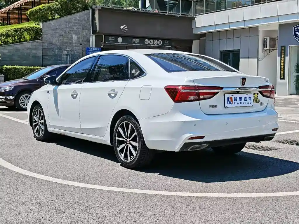 Roewe i6 Classic 2018 — фото 5