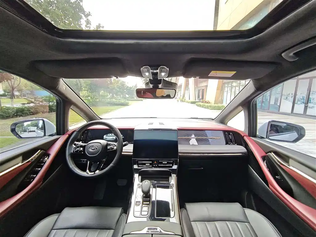 GAC Motor Trumpchi M8 2023 — фото 11