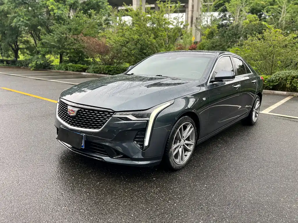 Cadillac CT4 2021