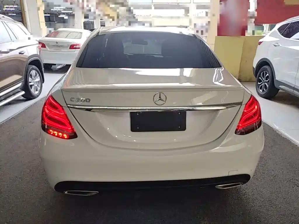 Mercedes-Benz C-Class 2017