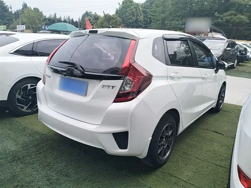 Honda Fit 2017 — фото 7
