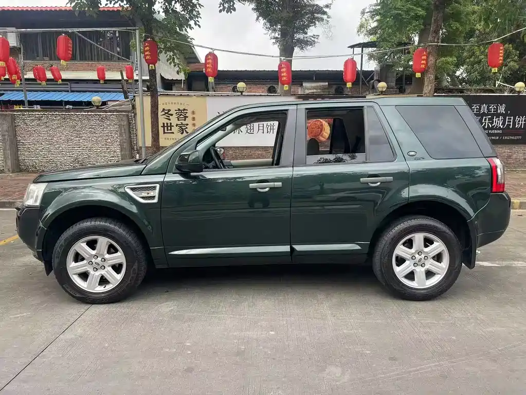 Land Rover Freelander 2 2011 — фото 8