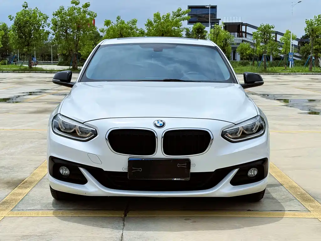 BMW 1 Series 2019