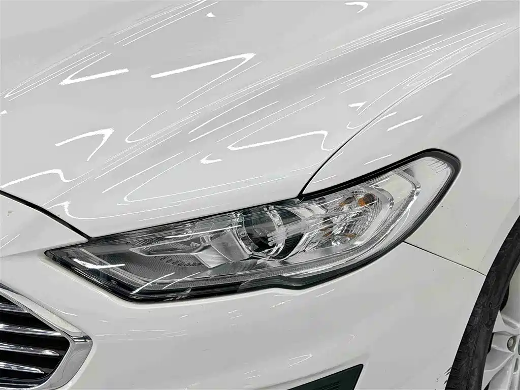 Ford Mondeo 2021 — фото 14