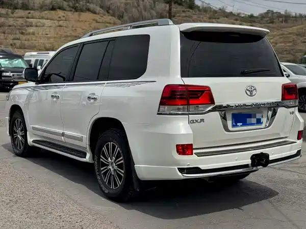Toyota Land Cruiser 2015