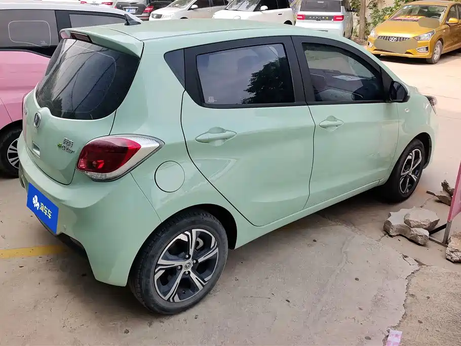Changan Benben E-Star 2023 — фото 3