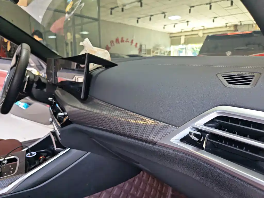 BMW 4 Series 2025 — фото 10