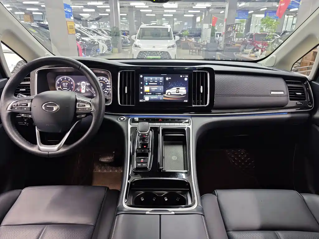 GAC Motor Trumpchi M8 2023 — фото 4