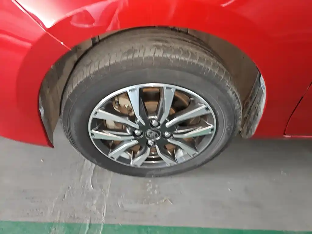 Toyota Yaris L 2019 — фото 23