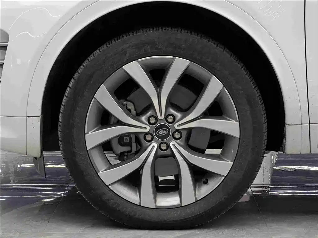 Land Rover Discovery Sport 2025 — фото 4