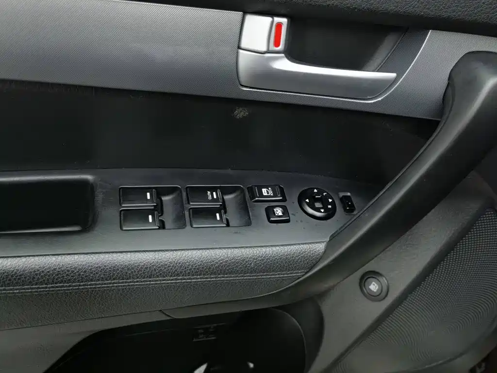 Kia Sorento 2014 — фото 9