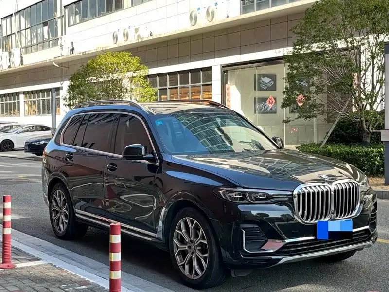BMW X7 2020 — фото 3