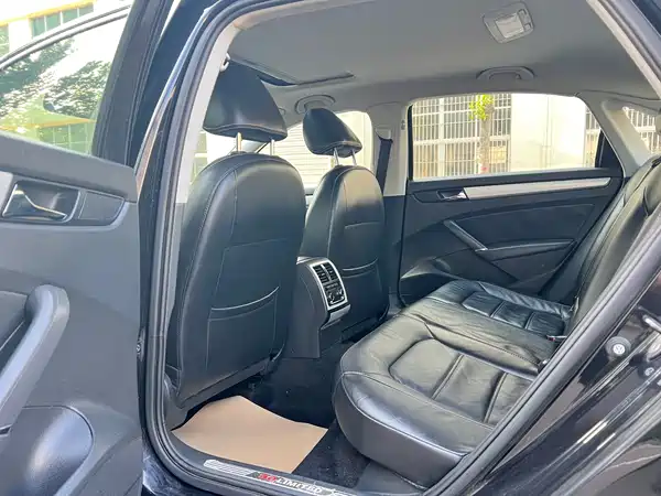 Volkswagen Passat 2015