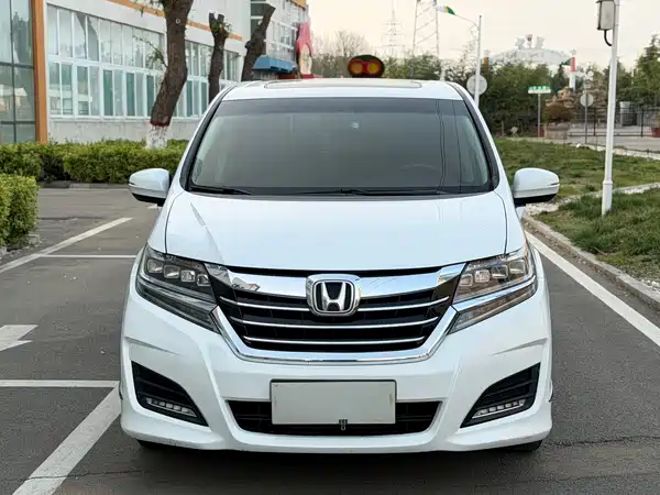 Honda Elysion 2016