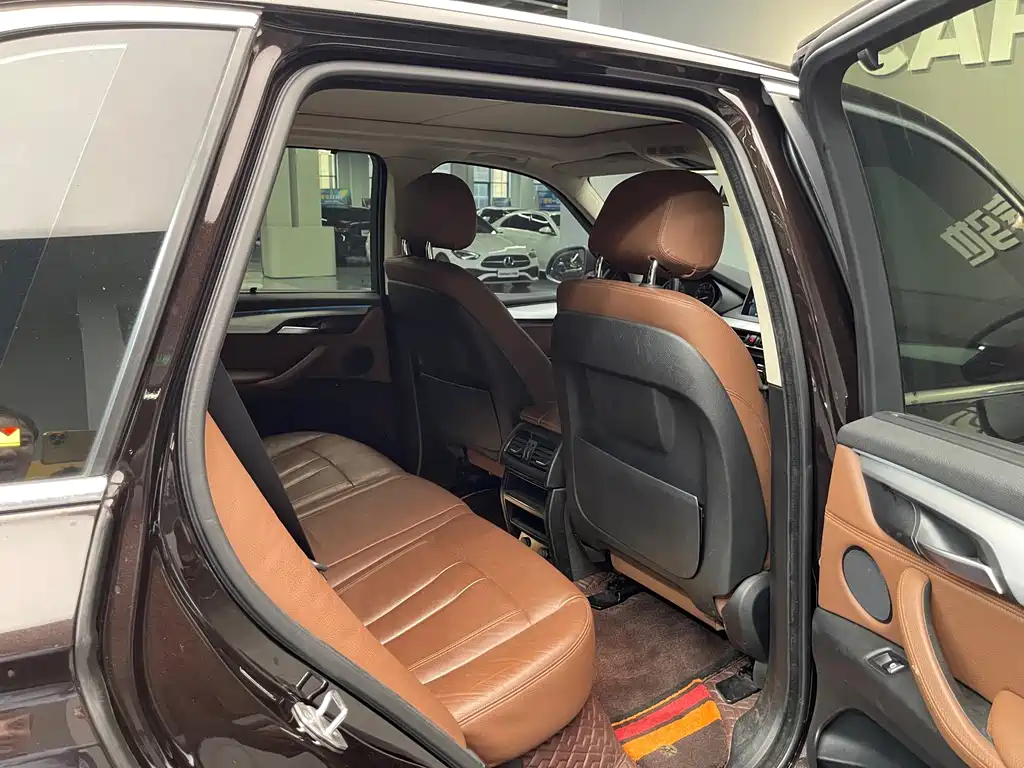 BMW X5 2019 — фото 12