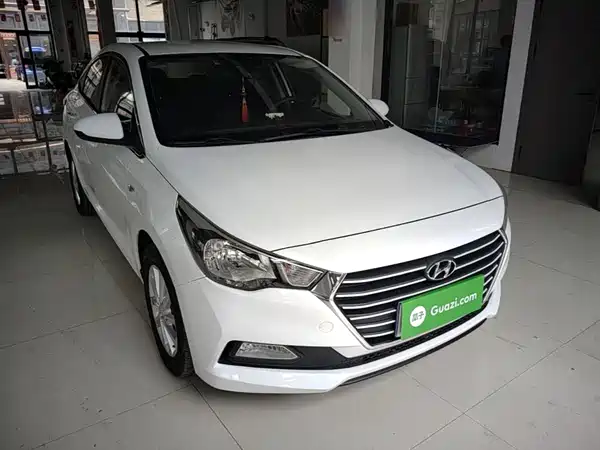 Hyundai Verna 2017