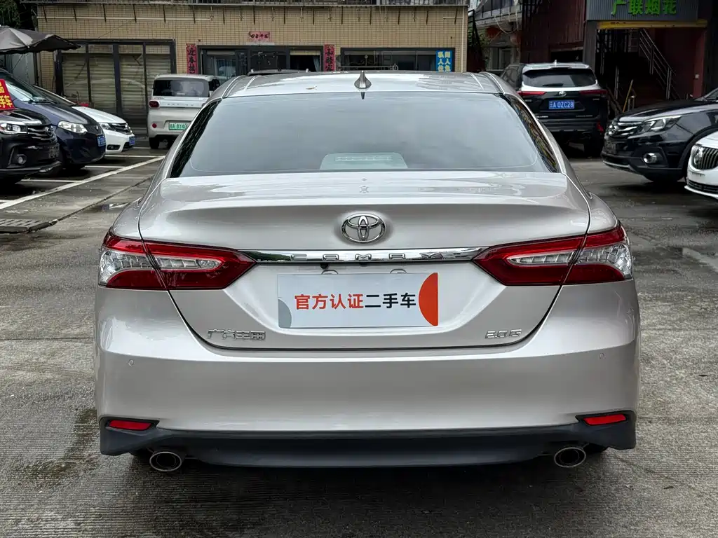 Toyota Camry 2021 — фото 4