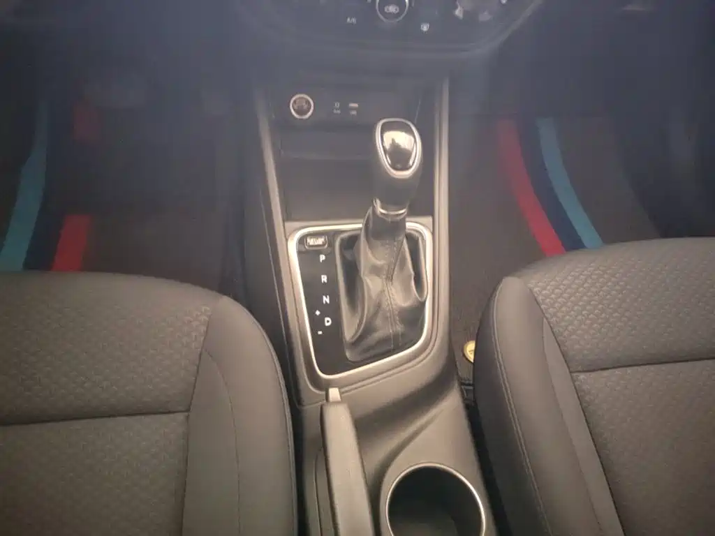 Hyundai Verna 2017 — фото 14