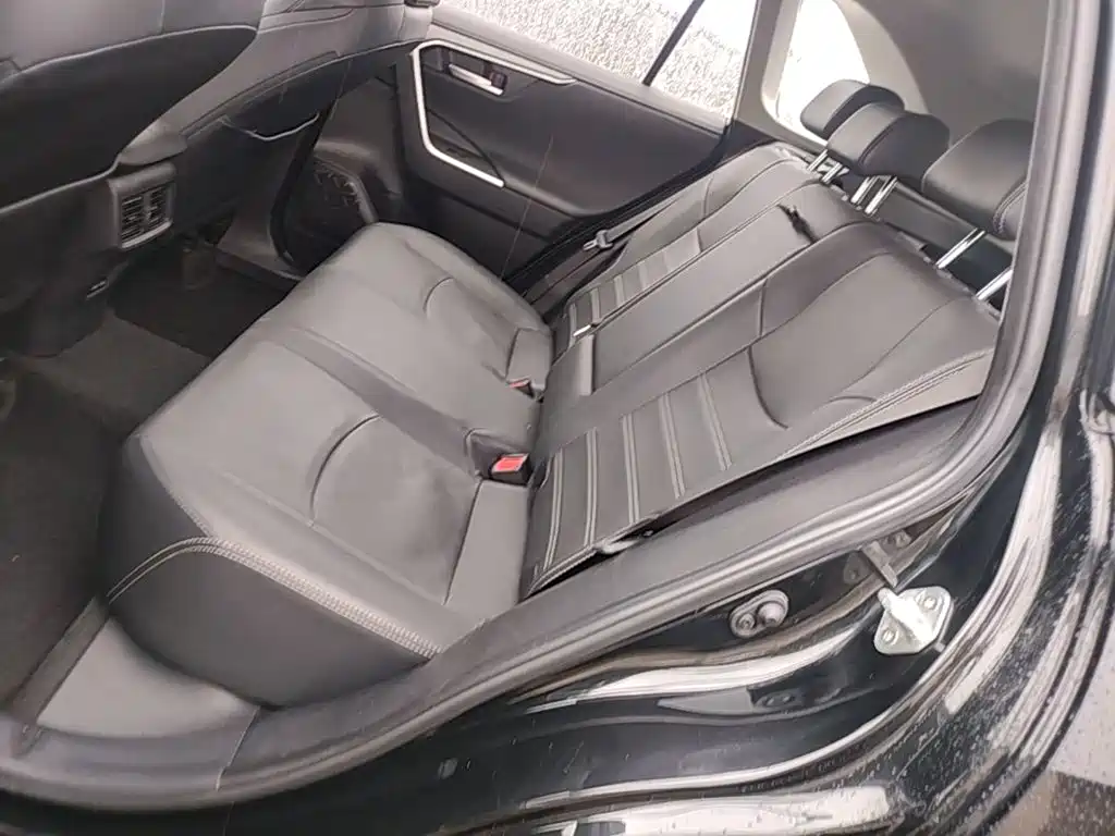 Toyota Wildlander 2023 — фото 17