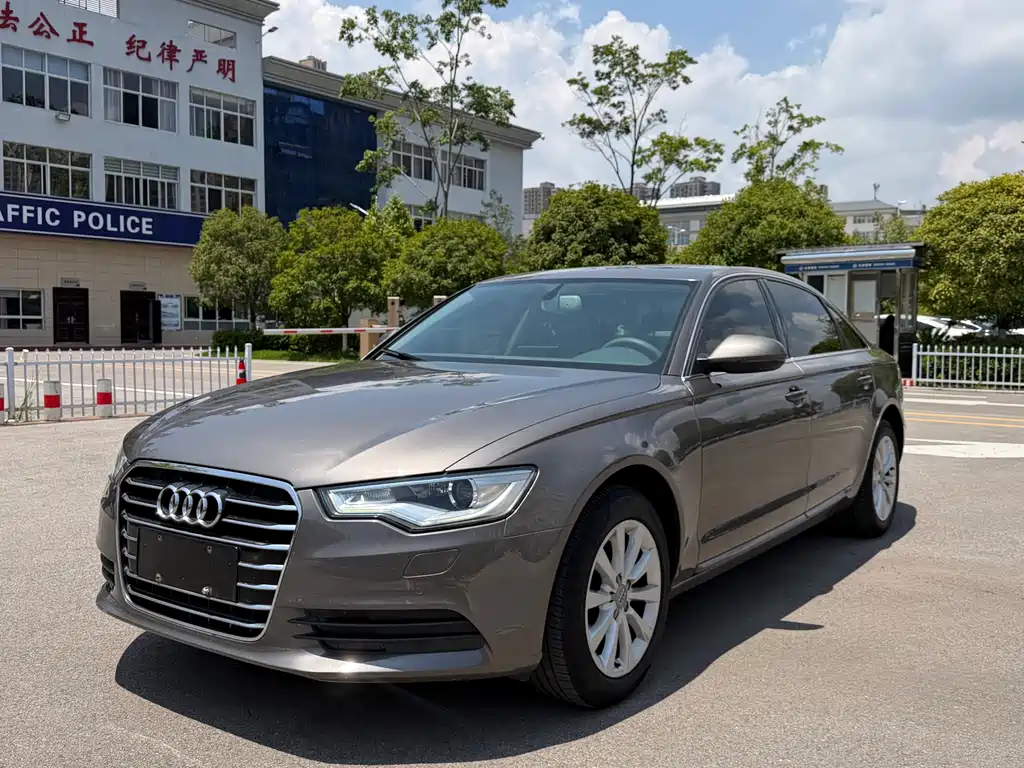 Audi A6L 2014
