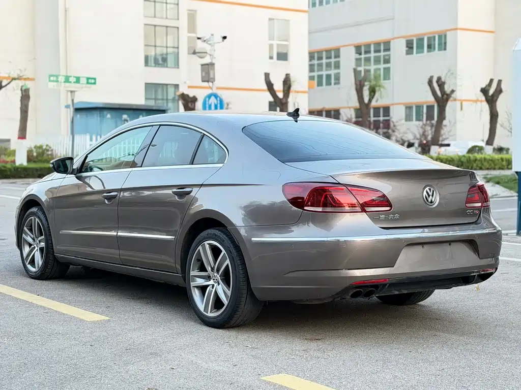 Volkswagen CC 2013 — фото 6