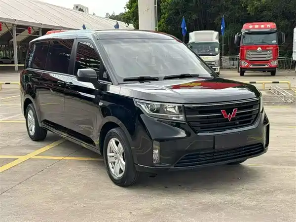 Wuling Journey 2021