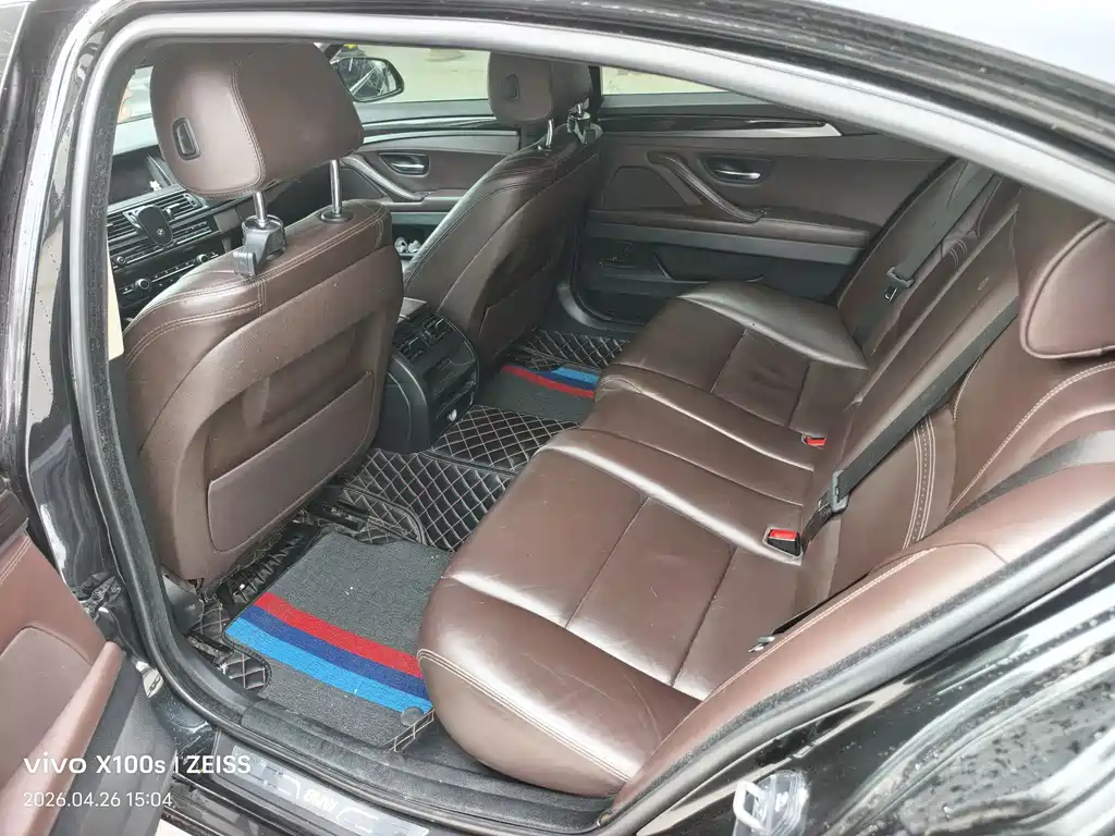 BMW 5 Series 2016 — фото 10