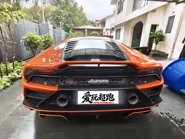 Lamborghini Huracan 2020