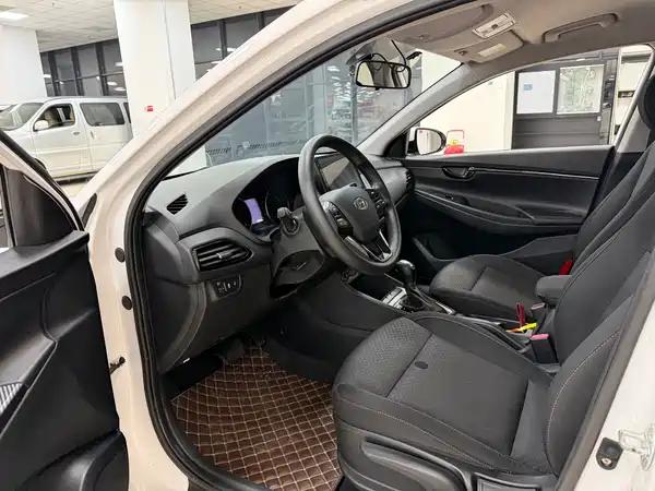 Hyundai Yuedong 2020