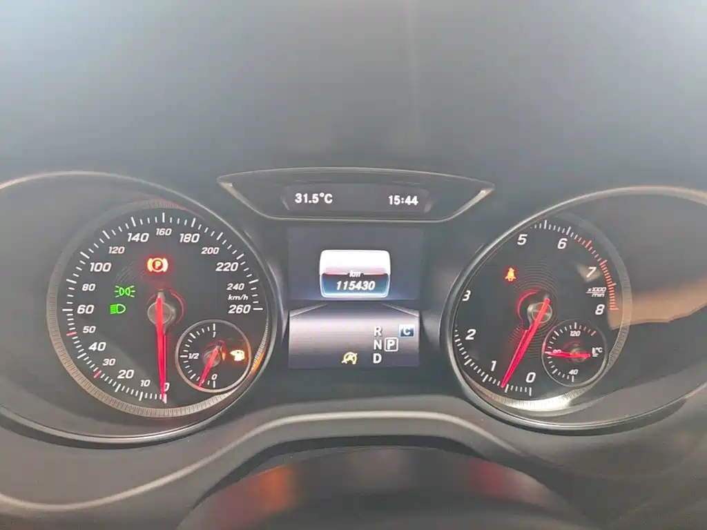 Mercedes-Benz GLA 2017 — фото 12