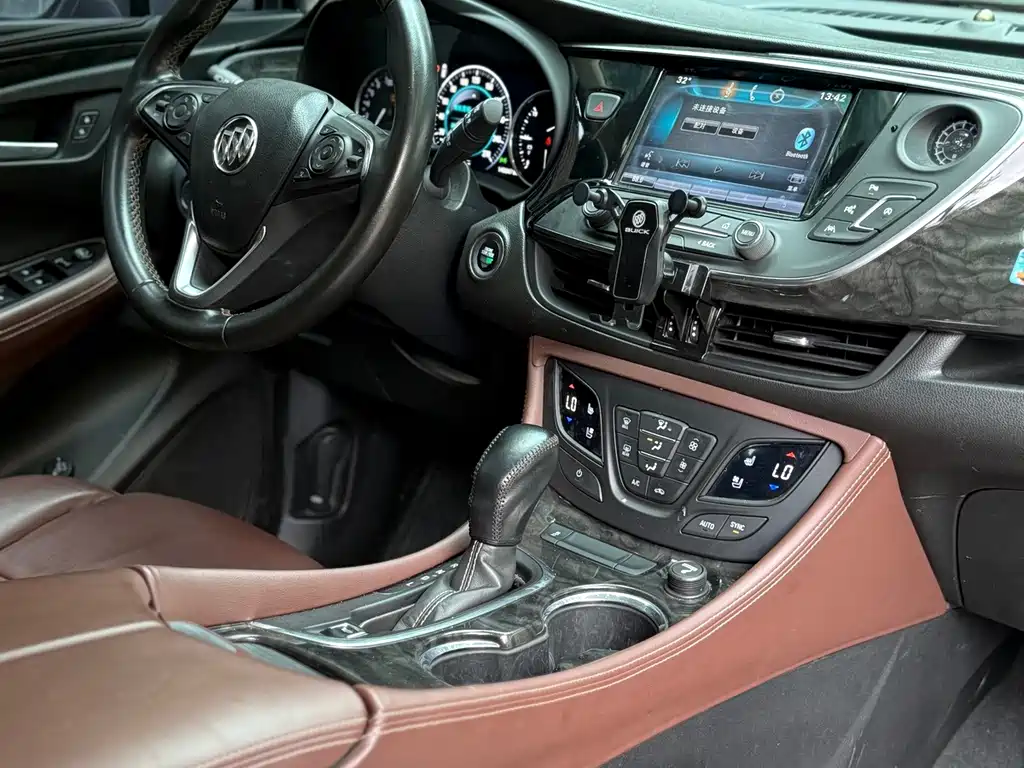 Buick Envision Plus 2015 — фото 6