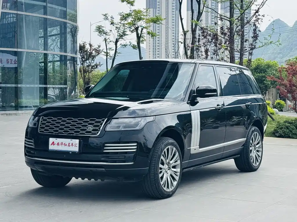 Land Rover Range Rover 2019 — фото 1