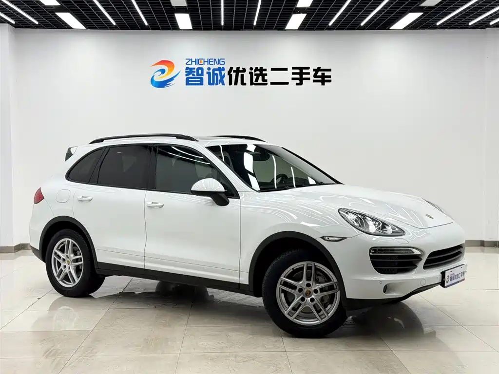 Porsche Cayenne 2015 — фото 23