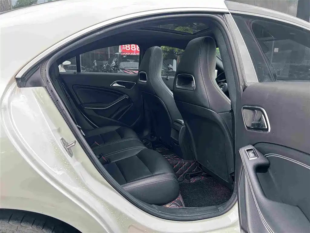Mercedes-Benz CLA 2019 — фото 11