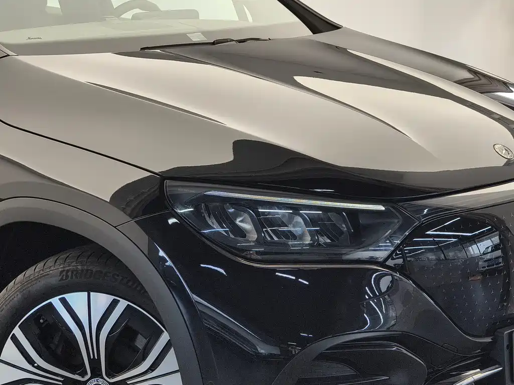 Mercedes-Benz EQE SUV 2025 — фото 19