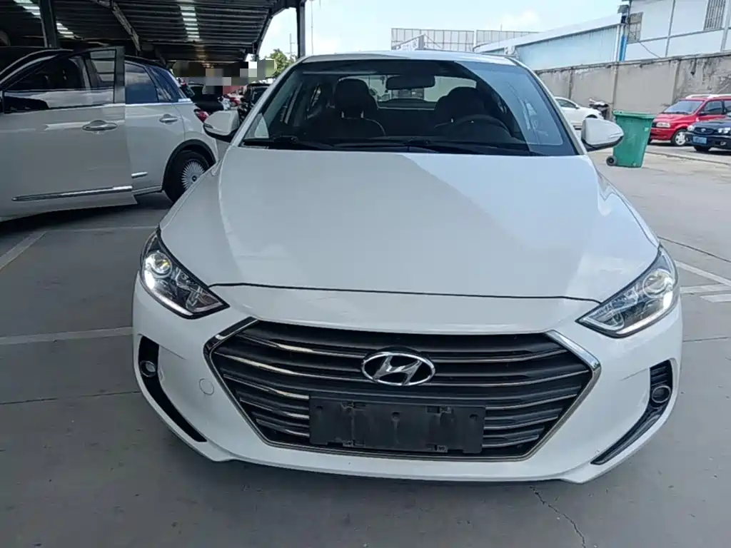 Hyundai Celesta 2018 — фото 3