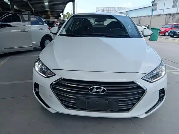 Hyundai Celesta 2018